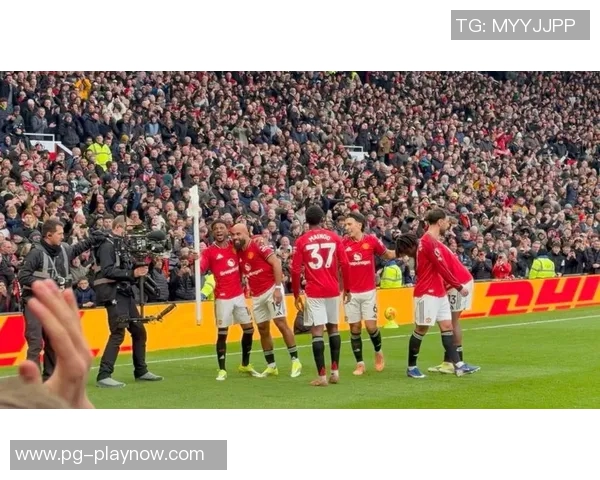 世界杯曼市德比曼城逆转曼联精彩瞬间全场沸腾数据分析揭秘